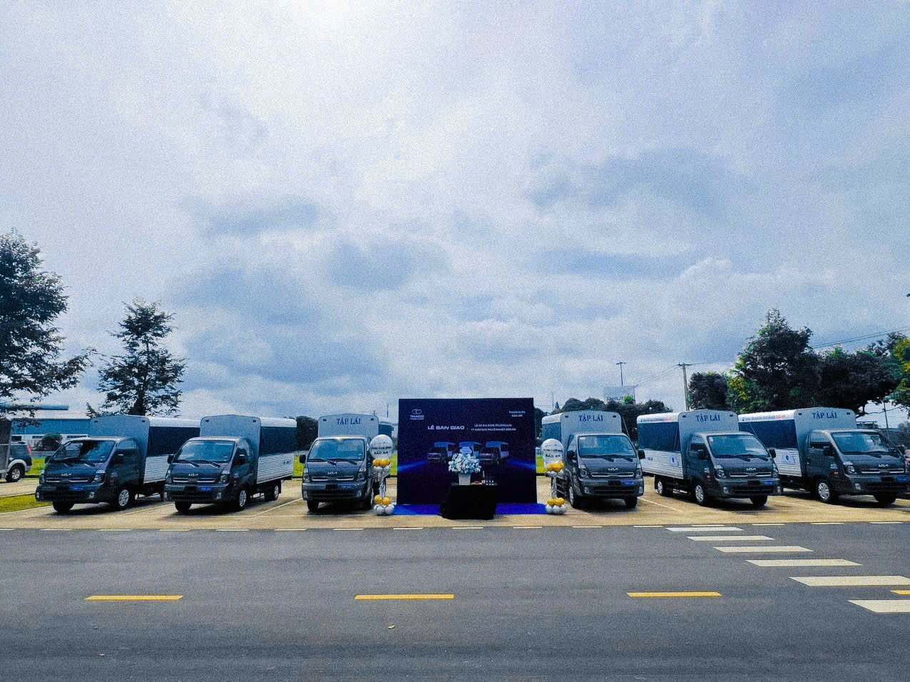 z6697608648912_54ab7196a0112eba72dfffba3accd286